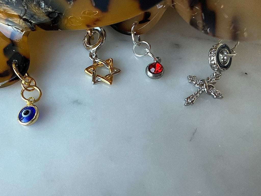 Tortoise Shell Hair Clip · The O.G