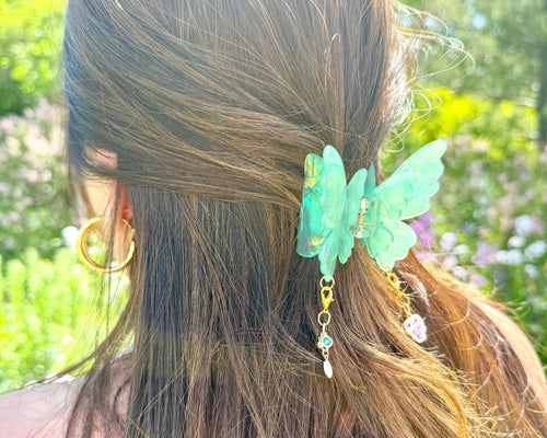 Butterfly Hair Clip · Iridescent Turquoise
