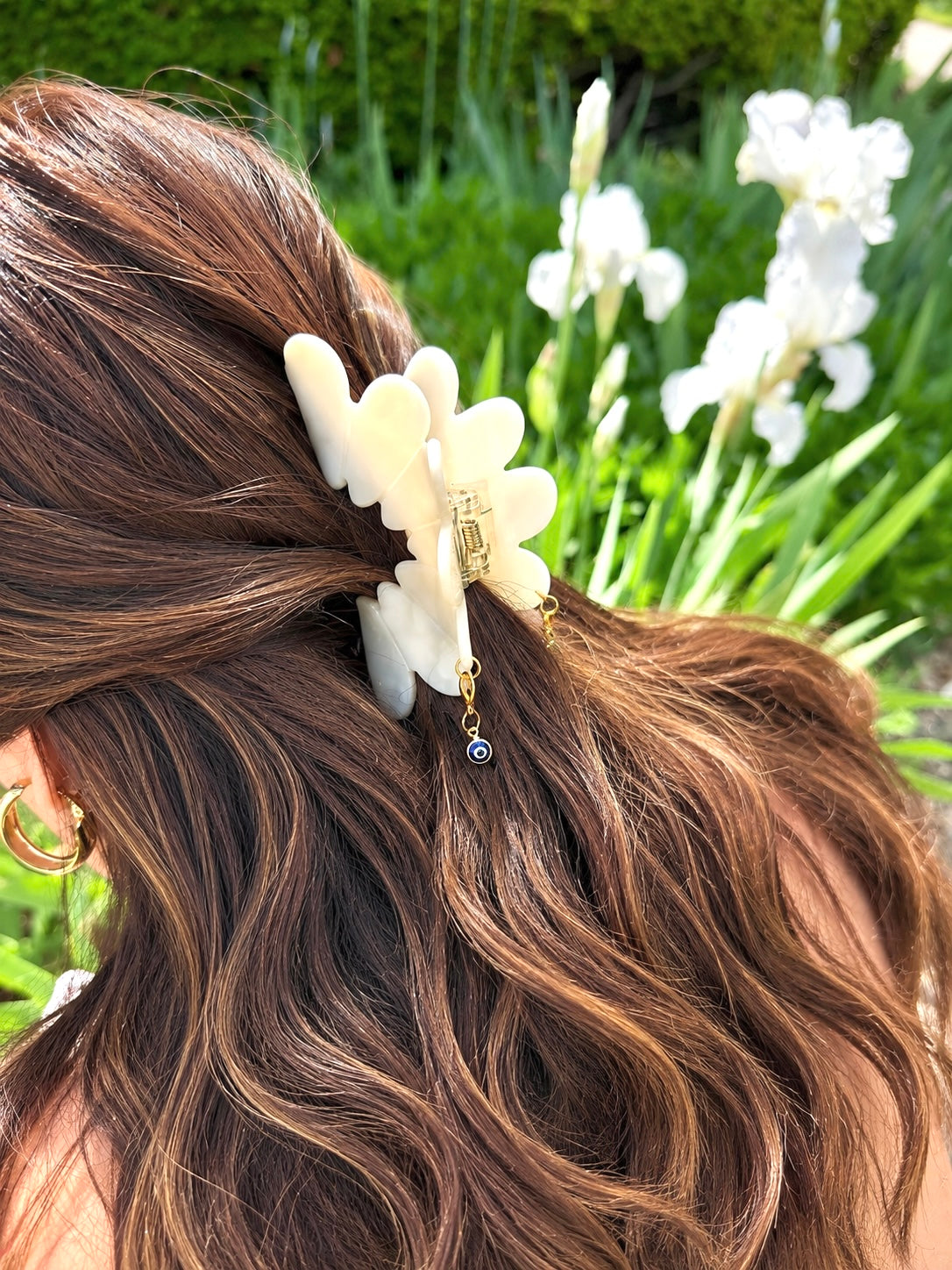 Croissant Hair Clip · Vanilla Marble